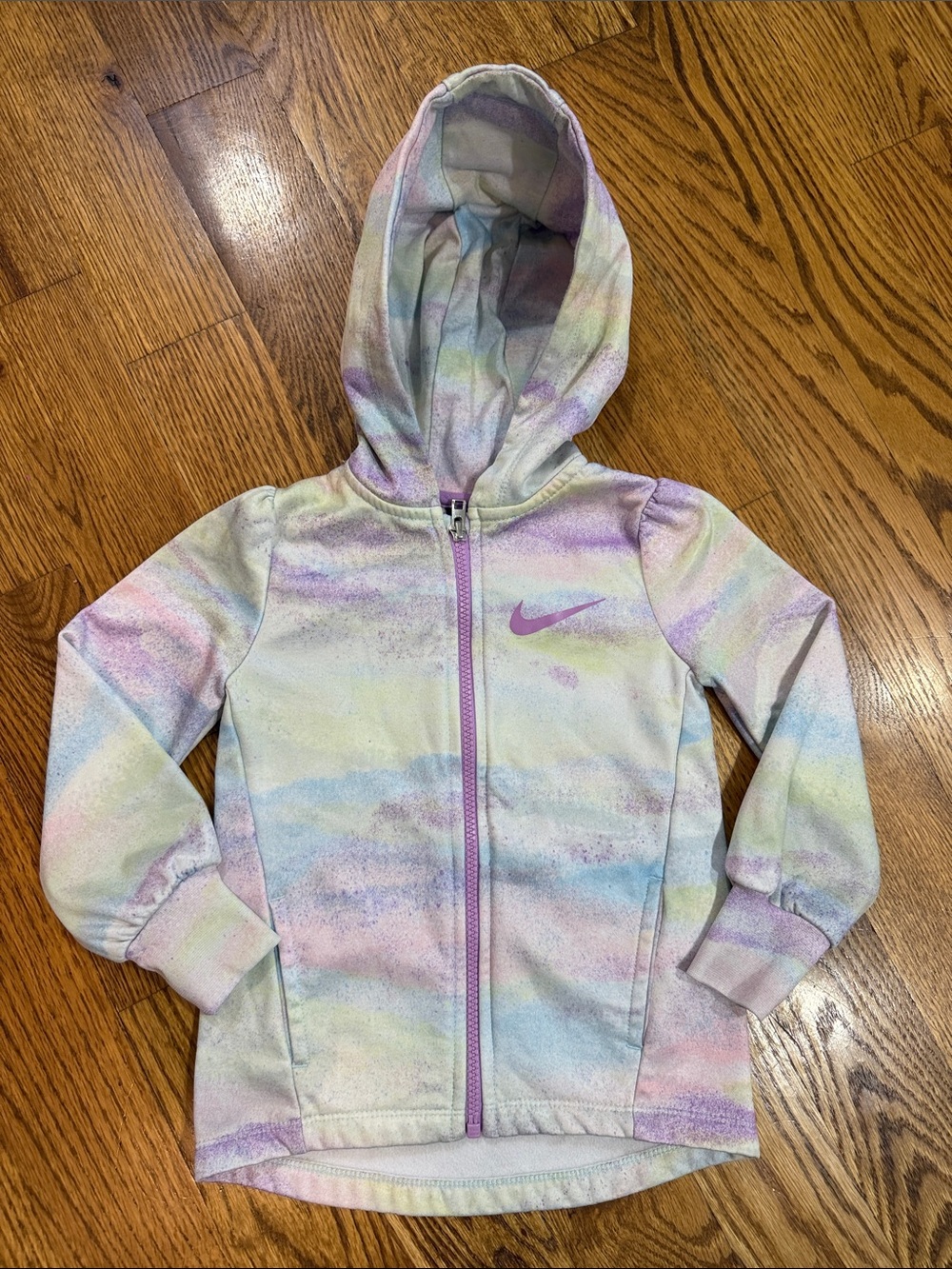 Girl’s Nike Dri-Fit Zip Up Hoodie/Jacket. Size 3T. Like New Condition.